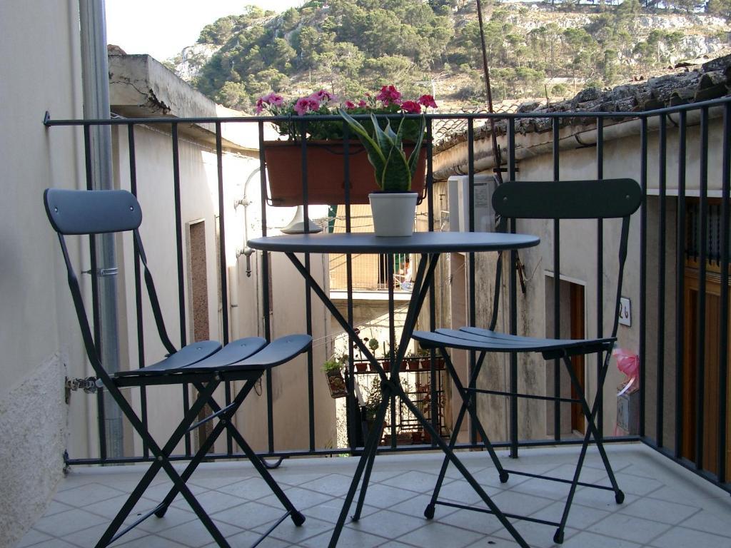 Chicchi Di Melograno Bed & Breakfast Modica Room photo